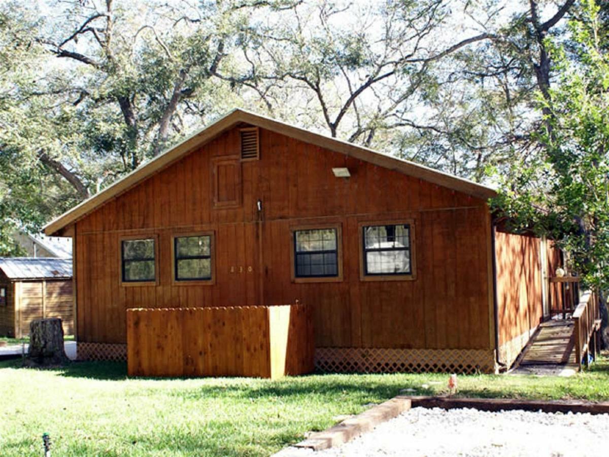 Villa Rio Cancion On The Guadalupe - Cabin #1 Second Crossing Exterior foto